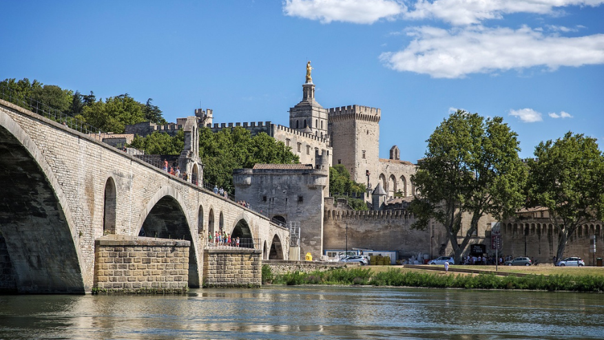 La couveuse pce a Avignon